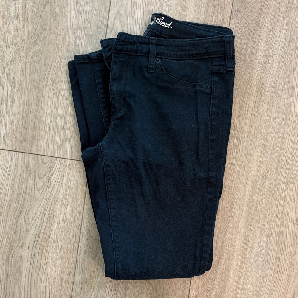 Universal Thread Women's Black Skinny Jeans